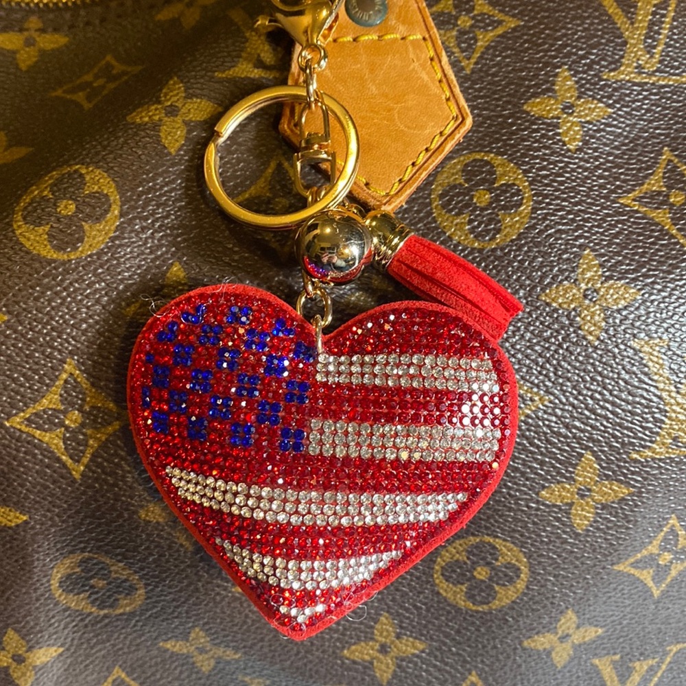 Bag / Purse Heart Charm #183